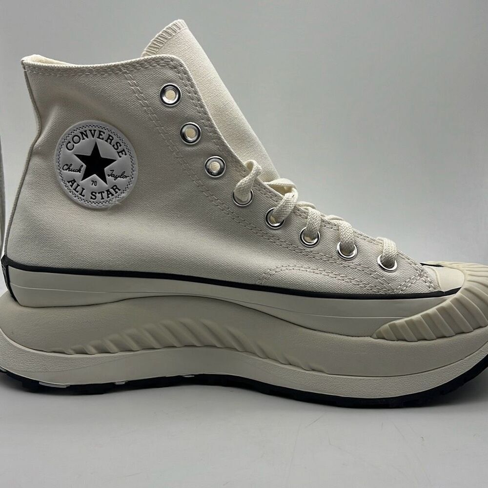 Converse Chuck 70 AT-CX Casual‎ unisex Shoe White A01682C Men 8.5 women 10 NWB